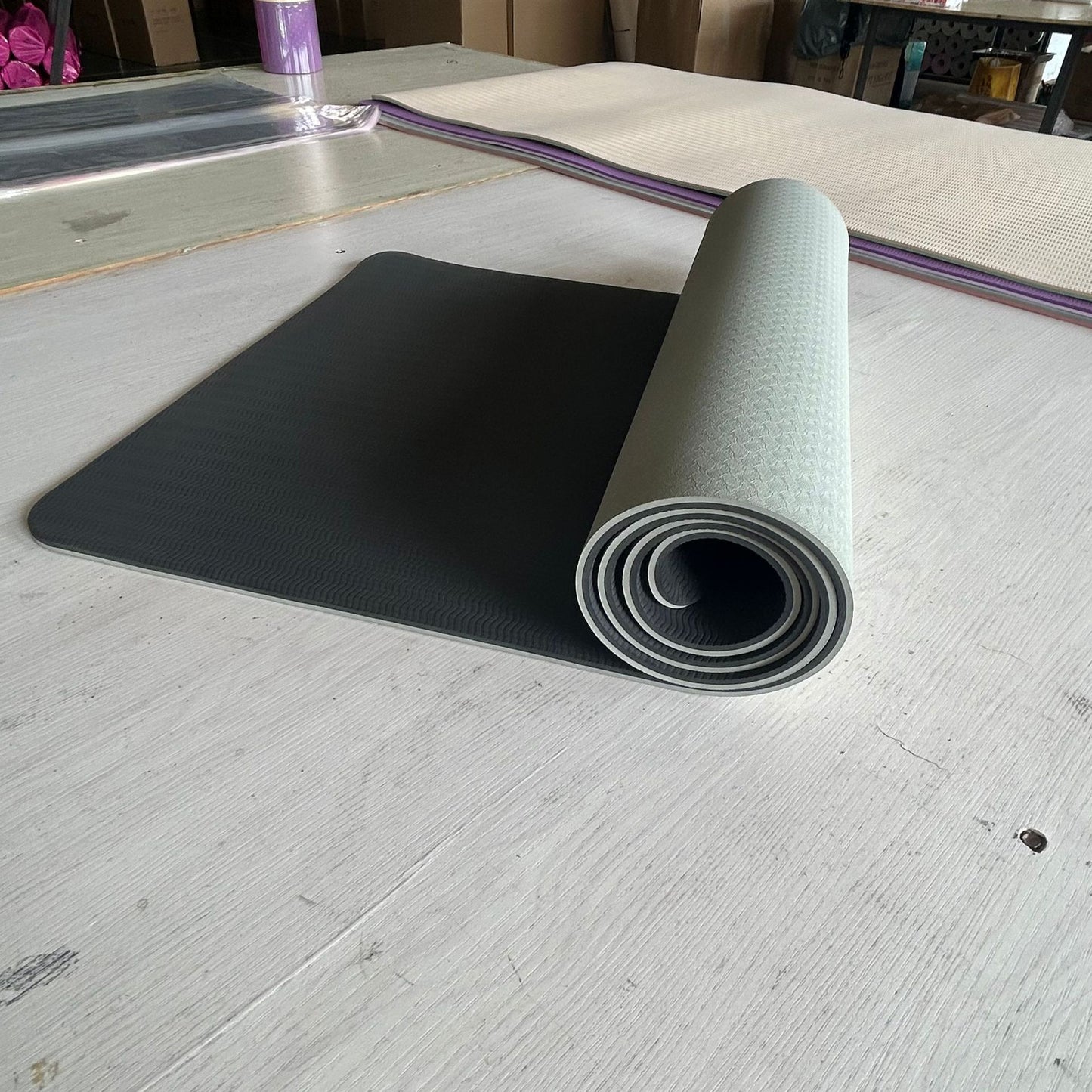 Two-color Yoga Mat